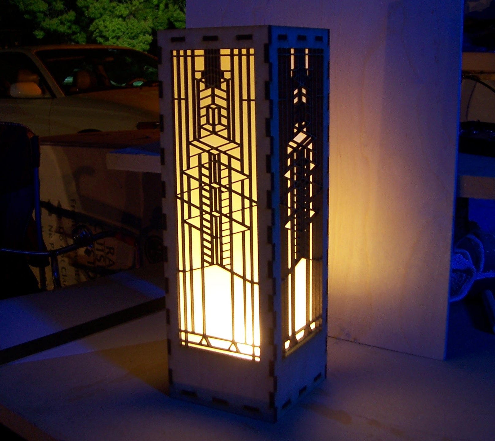 Wood Lamp
